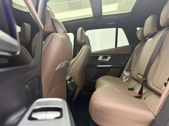 Mercedes Benz EQE SUV 2024 500 4MATIC Deluxe Edition 8