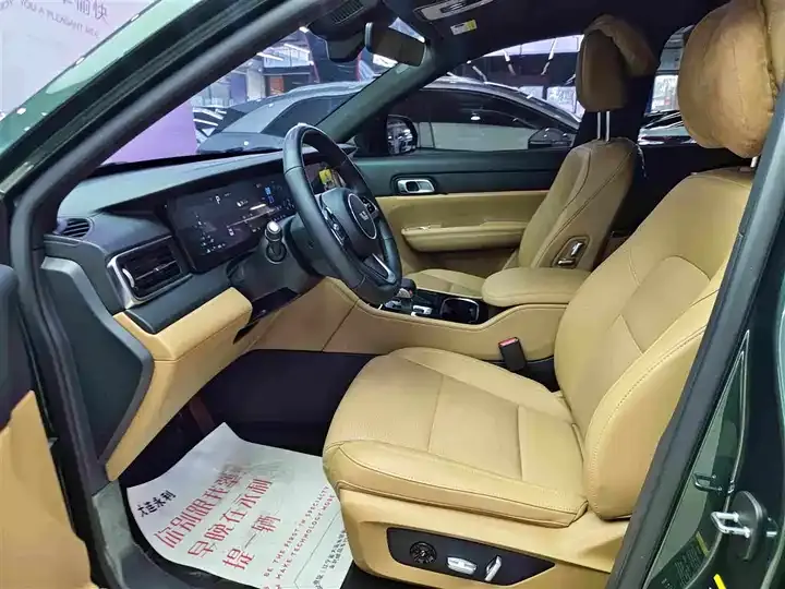 Li ONE 2021 extended 6-seat version 10