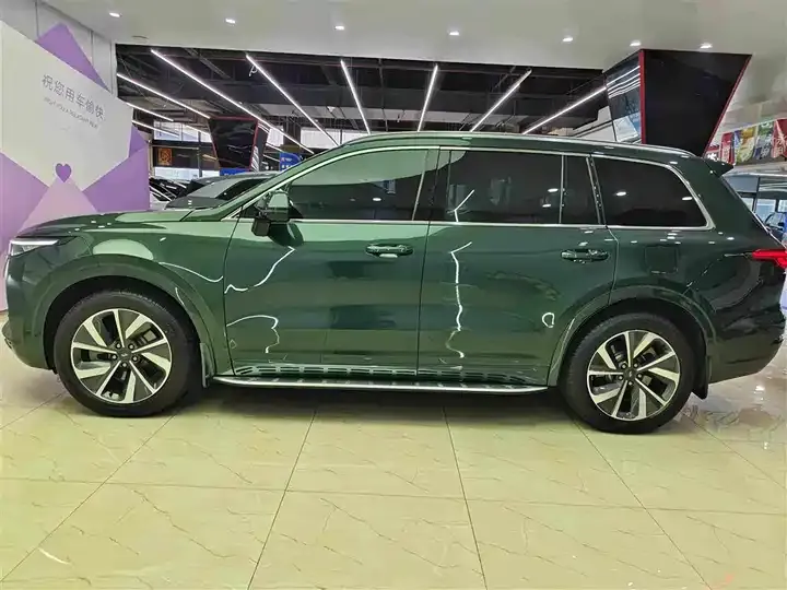 Li ONE 2021 extended 6-seat version 7