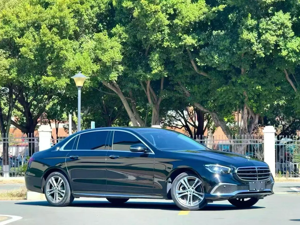 Mercedes Benz E-Class 2021 E 260 L 48V 1.5T Sports Automatic 3