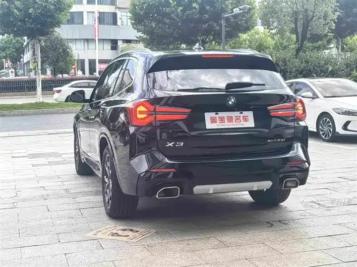 BMW X3 2022 facelift xDrive25i M sports suit 8