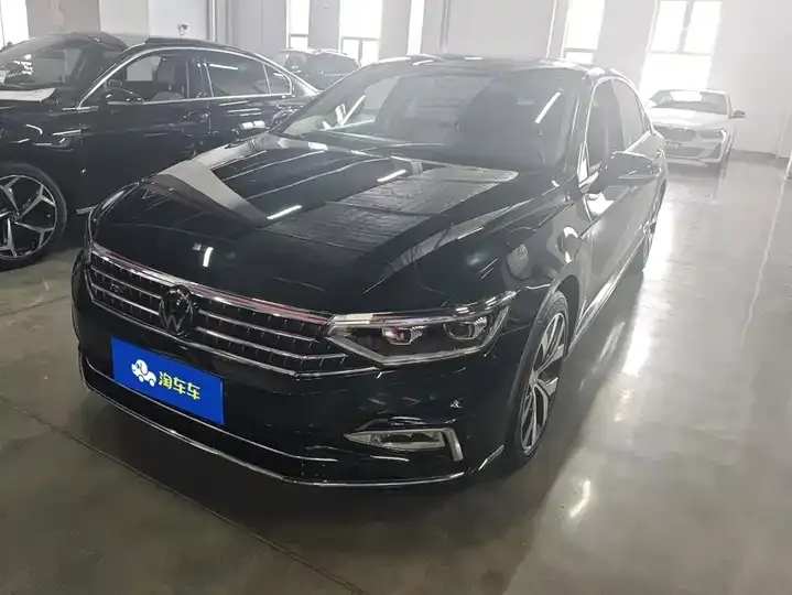 Magotan 2023 2 million Commemorative Edition 330TSI DSG Luxury - View 1
