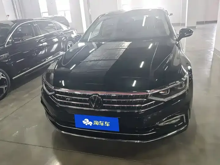 Magotan 2023 2 million Commemorative Edition 330TSI DSG Luxury 2