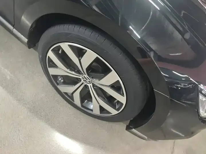 Magotan 2023 2 million Commemorative Edition 330TSI DSG Luxury 6