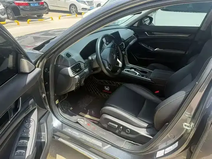 Accord 2022 Sharp Hybrid 2.0L Magic Night Sharp Edition 3
