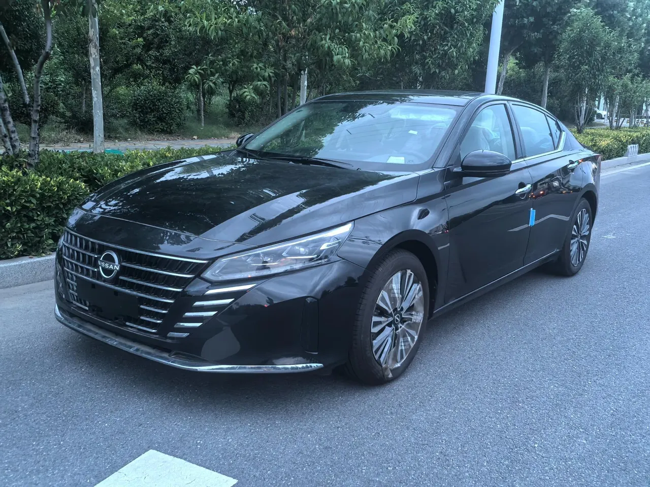 Open image lightbox: Nissan 2022 Teana 2.0 Stepless XL-TLS Pleasant Edition Automatic Gear