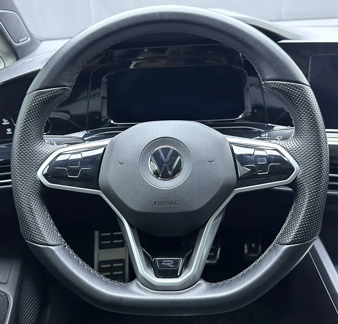 Volkswagen 2023 Golf 8 R-Line 1.4TSI 280TSI (Modified) Automatic Gear 10