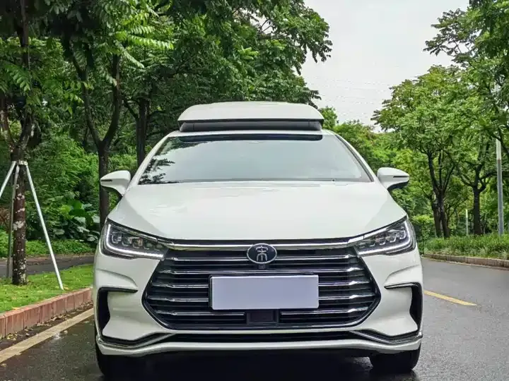 Song MAX New Energy 2022 DM-i 105KM Administrative Edition 2
