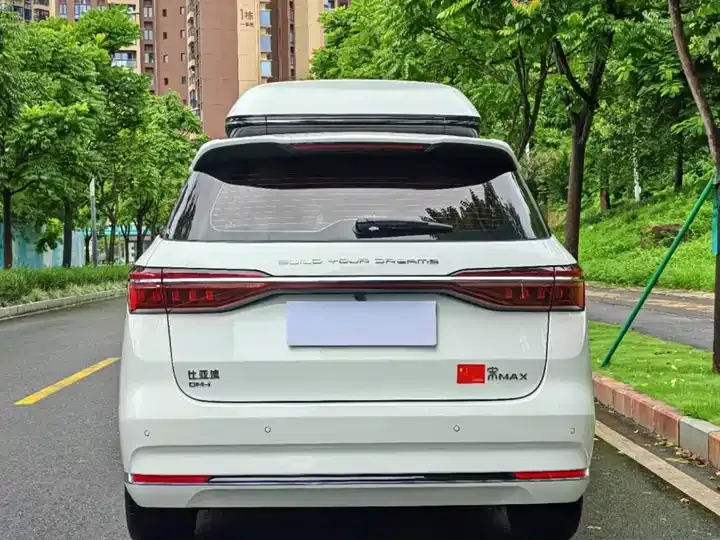 Song MAX New Energy 2022 DM-i 105KM Administrative Edition 4