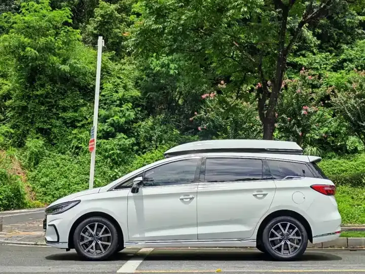 Song MAX New Energy 2022 DM-i 105KM Administrative Edition 5