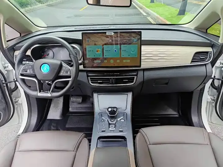 Song MAX New Energy 2022 DM-i 105KM Administrative Edition 8
