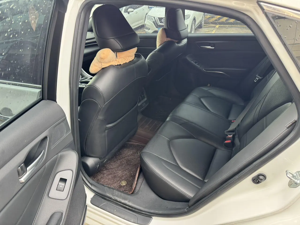 Toyota 2023 Asian Dragon 2.5 Deluxe Edition Automatic 3