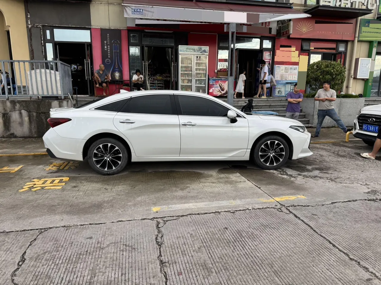 Toyota 2023 Asian Dragon 2.5 Deluxe Edition Automatic 5