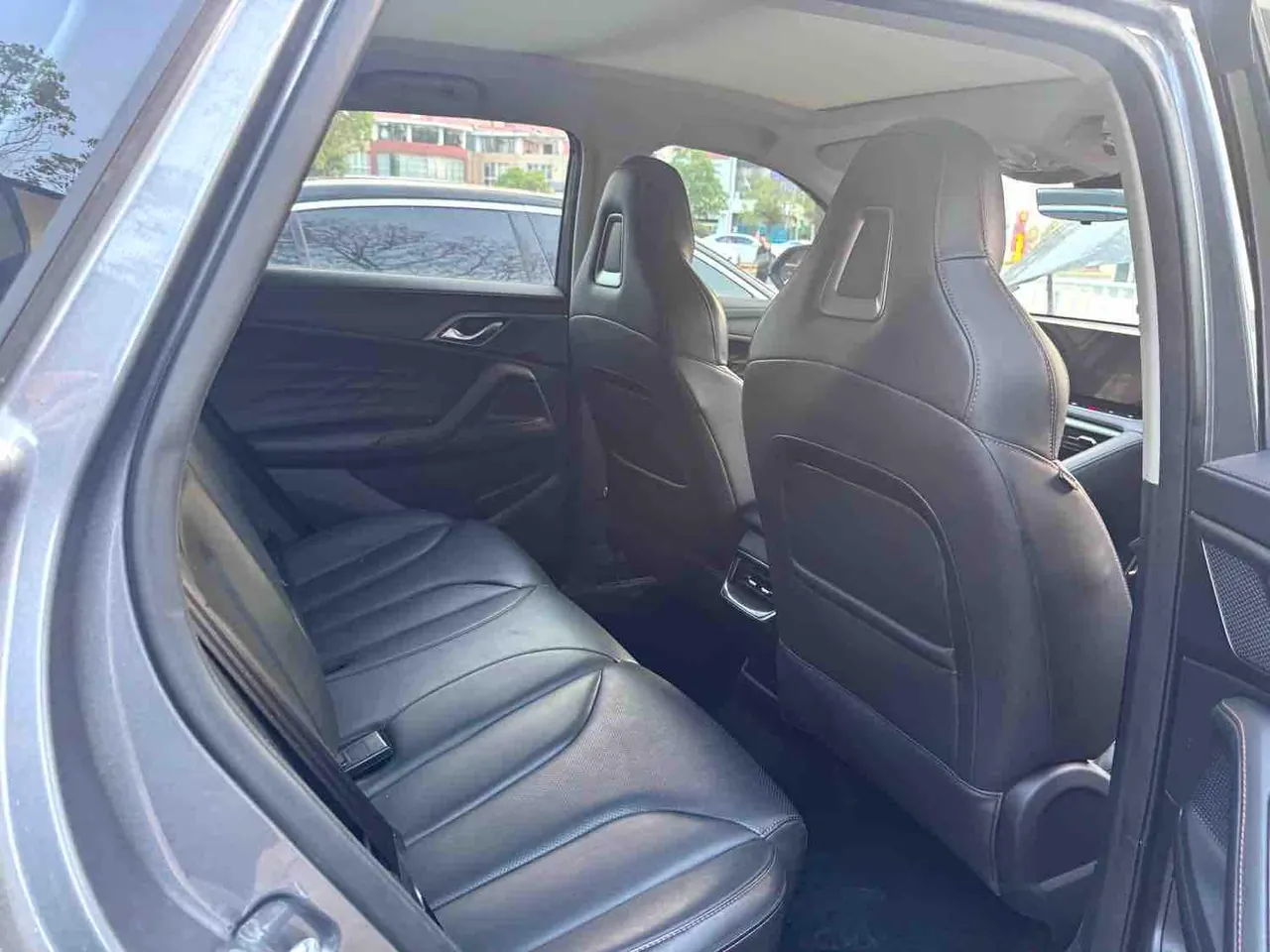 Roewe 2023 RX5 1.5TGI 330TGI Super Ultimate Automatic Gear 5