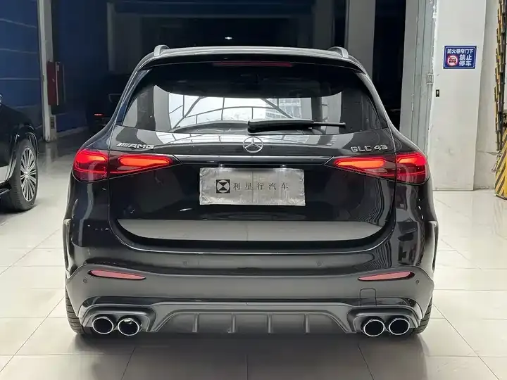 Mercedes Benz GLC AMG 2024 AMG GLC 43 4MATIC 8