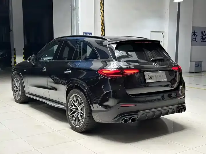 Mercedes Benz GLC AMG 2024 AMG GLC 43 4MATIC 9