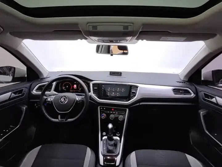 T-ROC Tange 2022 280TSI DSG Two-Drive Elite PLUS 8