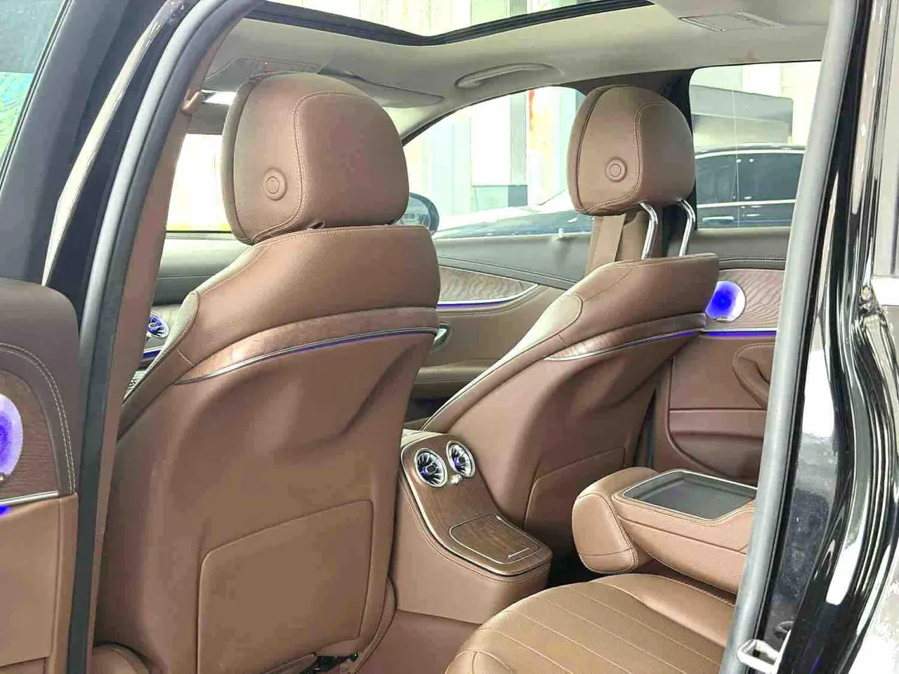 Mercedes Benz E-Class 2021 E 300 L 2.0T Fashion Automatic Gear 4
