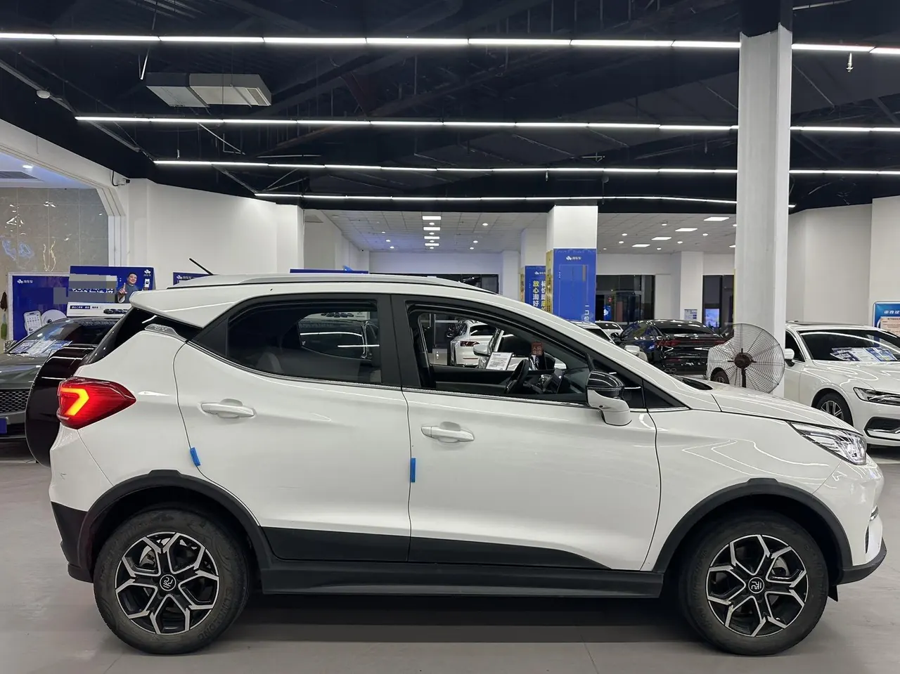 BYD Yuan Pro 2021 Yuan Pro 401KM Honorable Automatic Gear 9