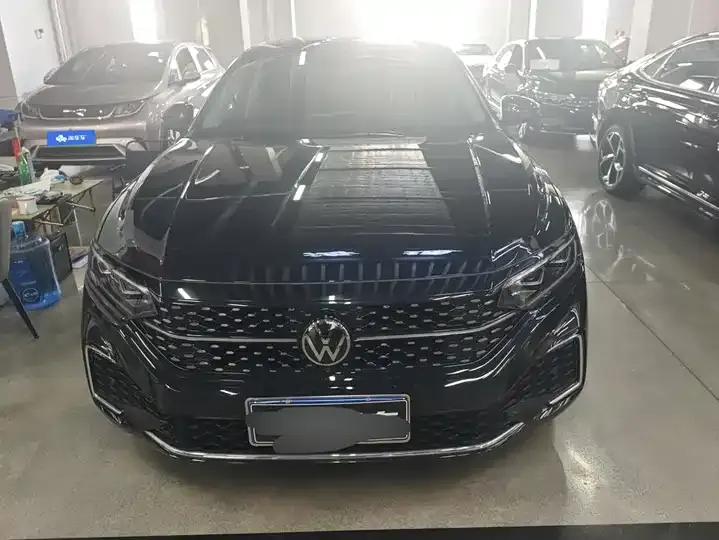 Passat 2023 facelift 330TSI Star Deluxe Edition 2