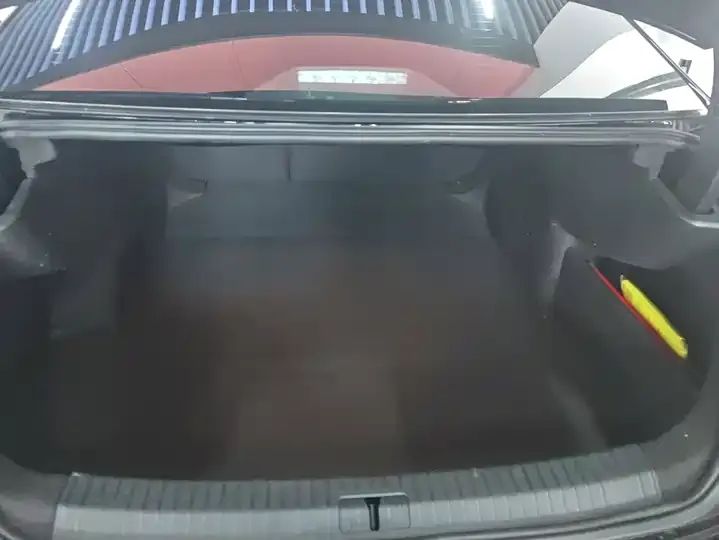 Passat 2023 facelift 330TSI Star Deluxe Edition 4