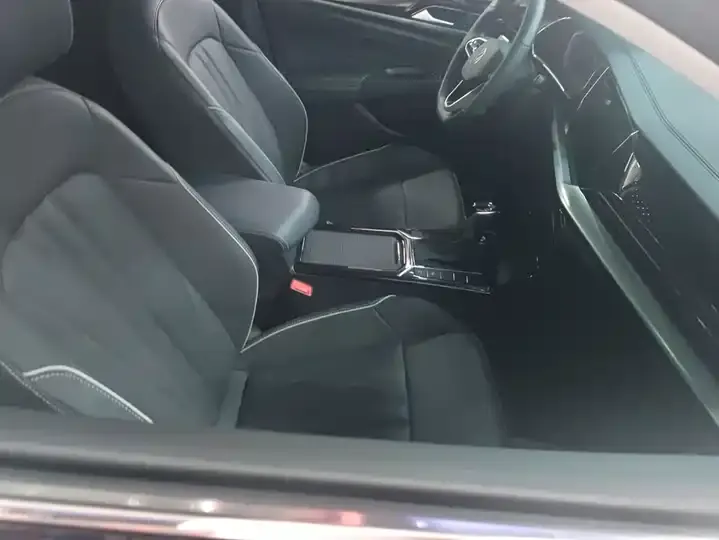 Passat 2023 facelift 330TSI Star Deluxe Edition 8