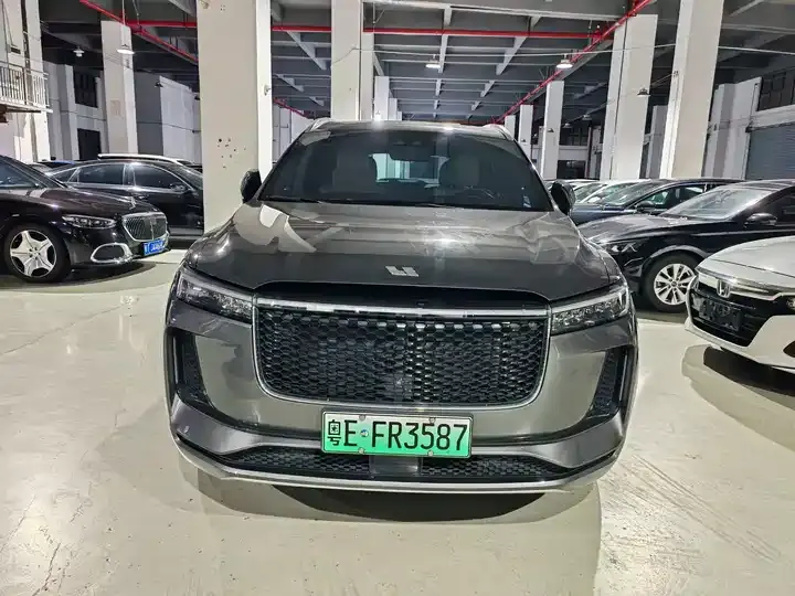 Li ONE 2020 extended 6-seat version 2