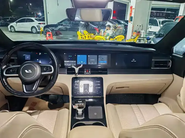 Li ONE 2020 extended 6-seat version 9