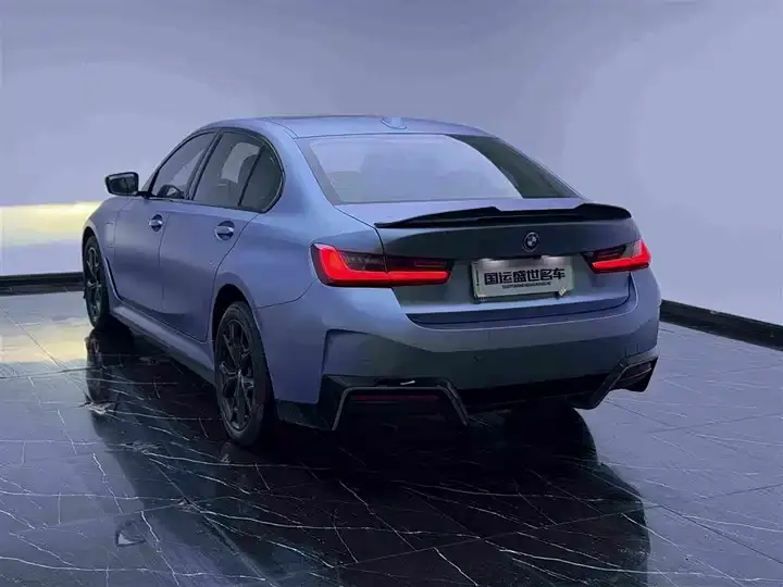 BMW i3 2024 eDrive 35 L 6