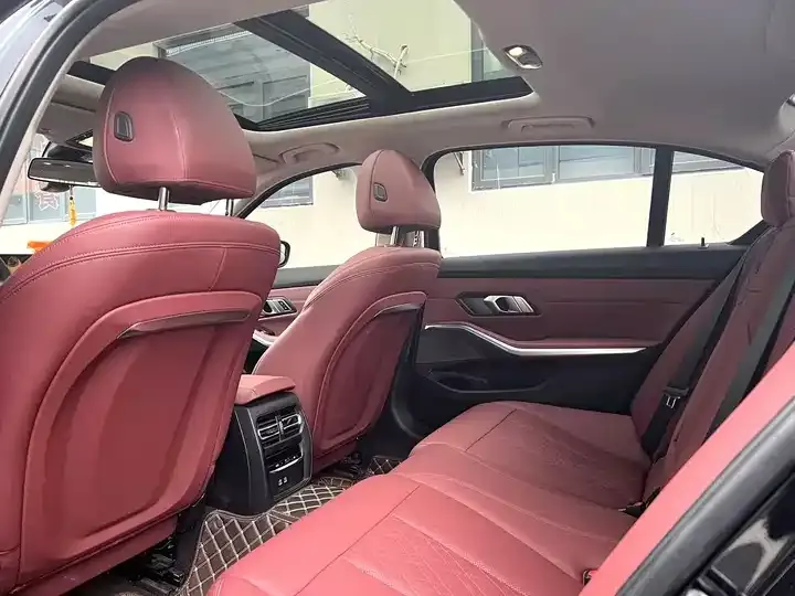 BMW 3 Series 2023 325Li M Sports Suit 6