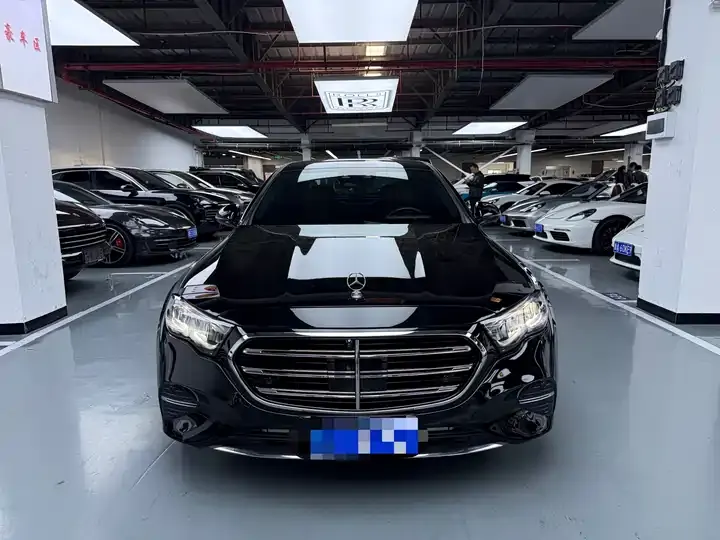 Mercedes Benz E-Class 2024 E 300 L Fashion 2