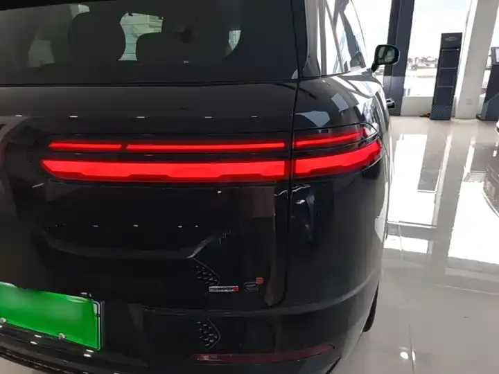 Denza N8L 2025 flagship 8