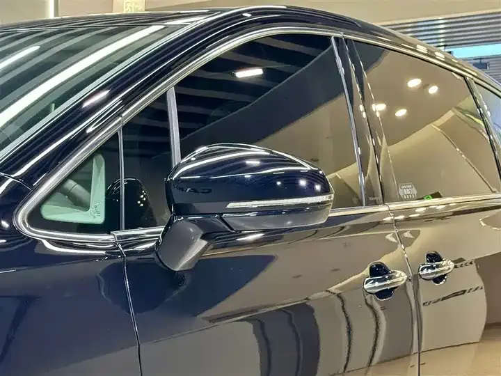 Weiran 2024 380TSI Distinguished Edition 12