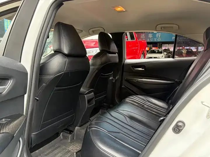Corolla 2022 TNGA 1.5L CVT Pioneer Edition 4