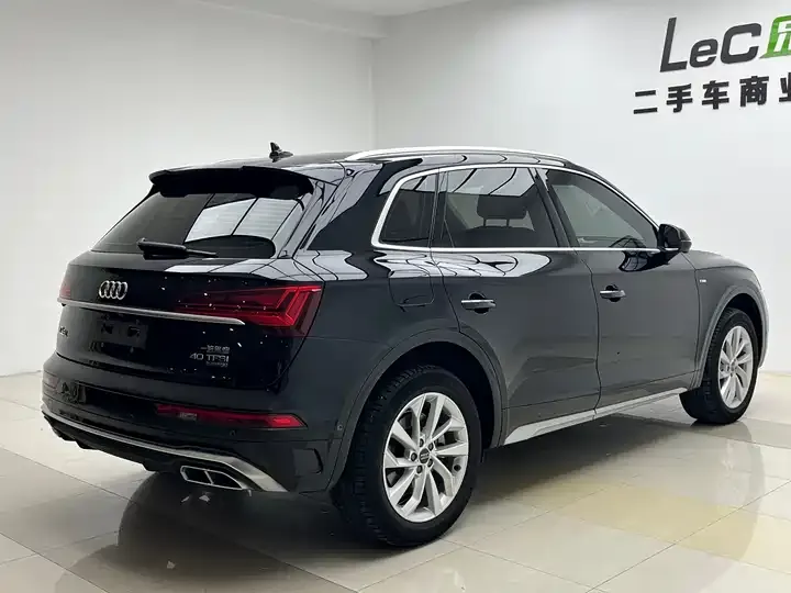 Audi Q5L 2022 model 40T Luxury Dynamic Edition 6