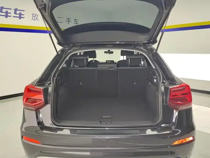 Audi Q2L 2021 35 TFSI Fashion Elegant 4