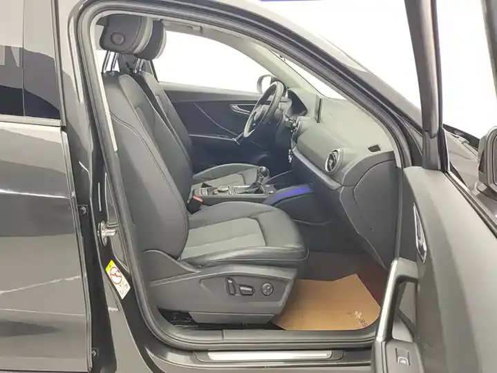 Audi Q2L 2021 35 TFSI Fashion Elegant 8