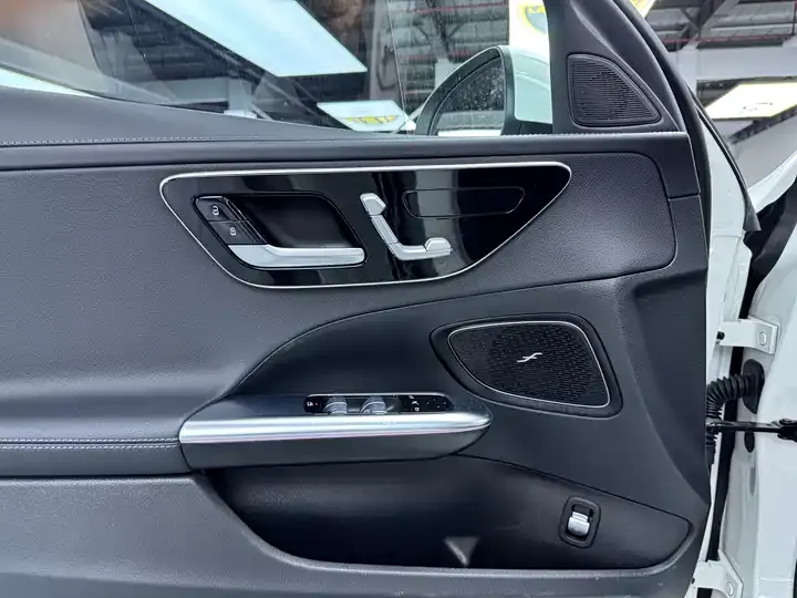 Mercedes Benz Class C 2023 C 260 L Sports Edition 6