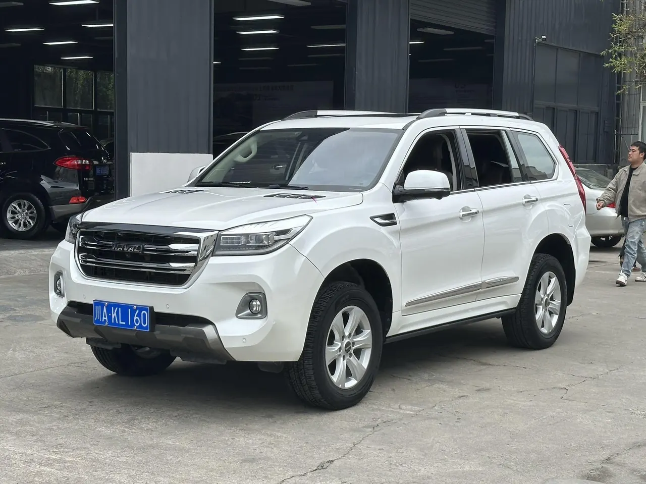 Открыть галерею: Haval 2020 H9 2.0T 4-wheel drive luxury 7-seat automatic gear