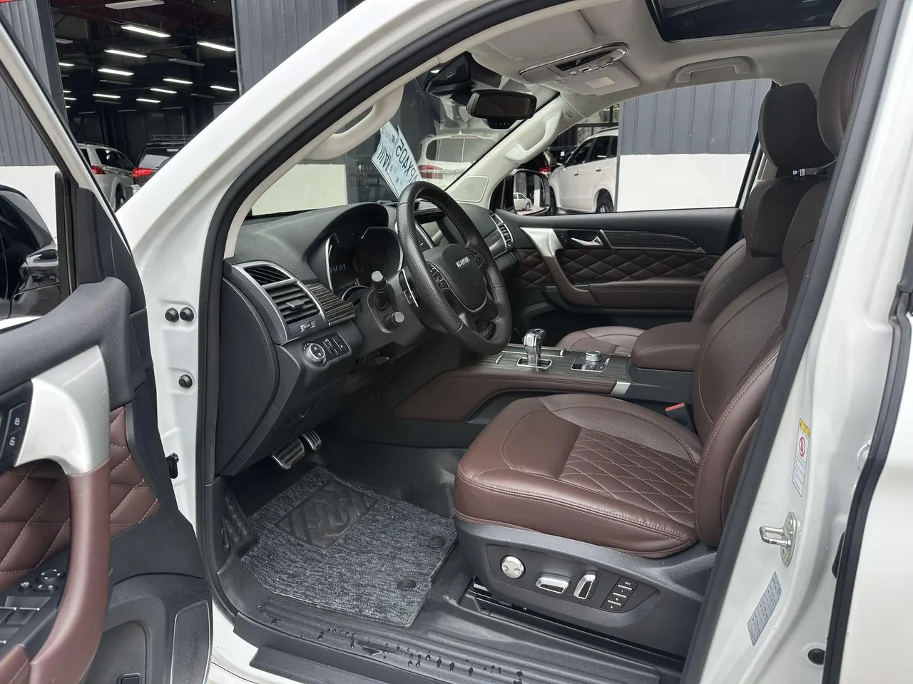 Haval 2020 H9 2.0T 4-wheel drive luxury 7-seat automatic gear 2