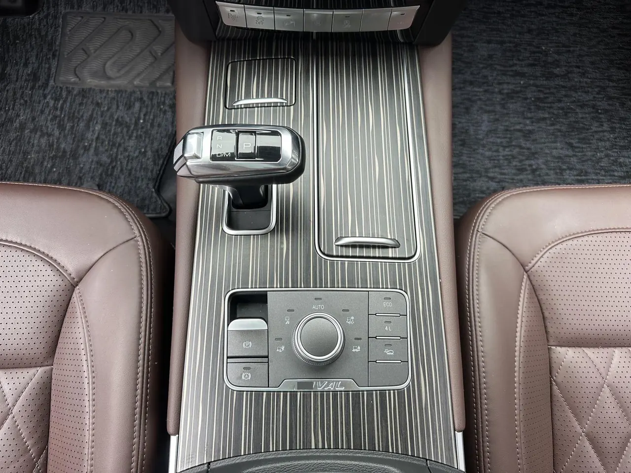 Haval 2020 H9 2.0T 4-wheel drive luxury 7-seat automatic gear 6
