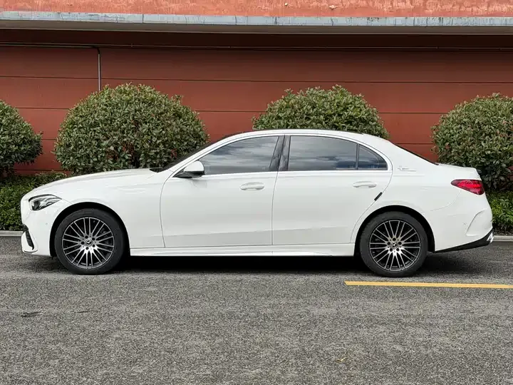 Mercedes Benz C- Class 2025 model C 260 L Sport Edition 12