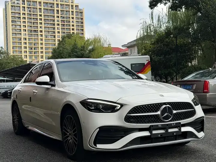 Mercedes Benz C- Class 2025 model C 260 L Sport Edition 3
