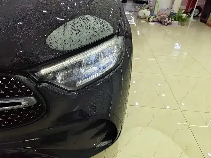 Mercedes Benz GLC 2023 changed to GLC 300 L 4MATIC dynamic 5 seats 9