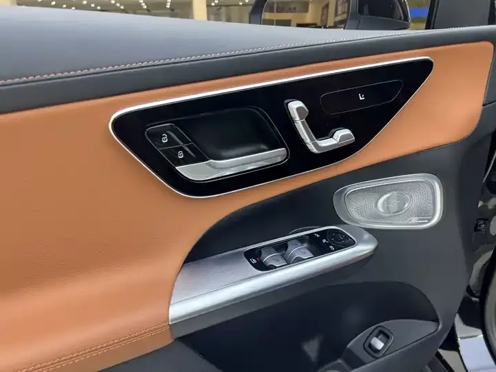 Mercedes Benz GLC 2024 GLC 260 L 4MATIC Dynamic 5-seat 5