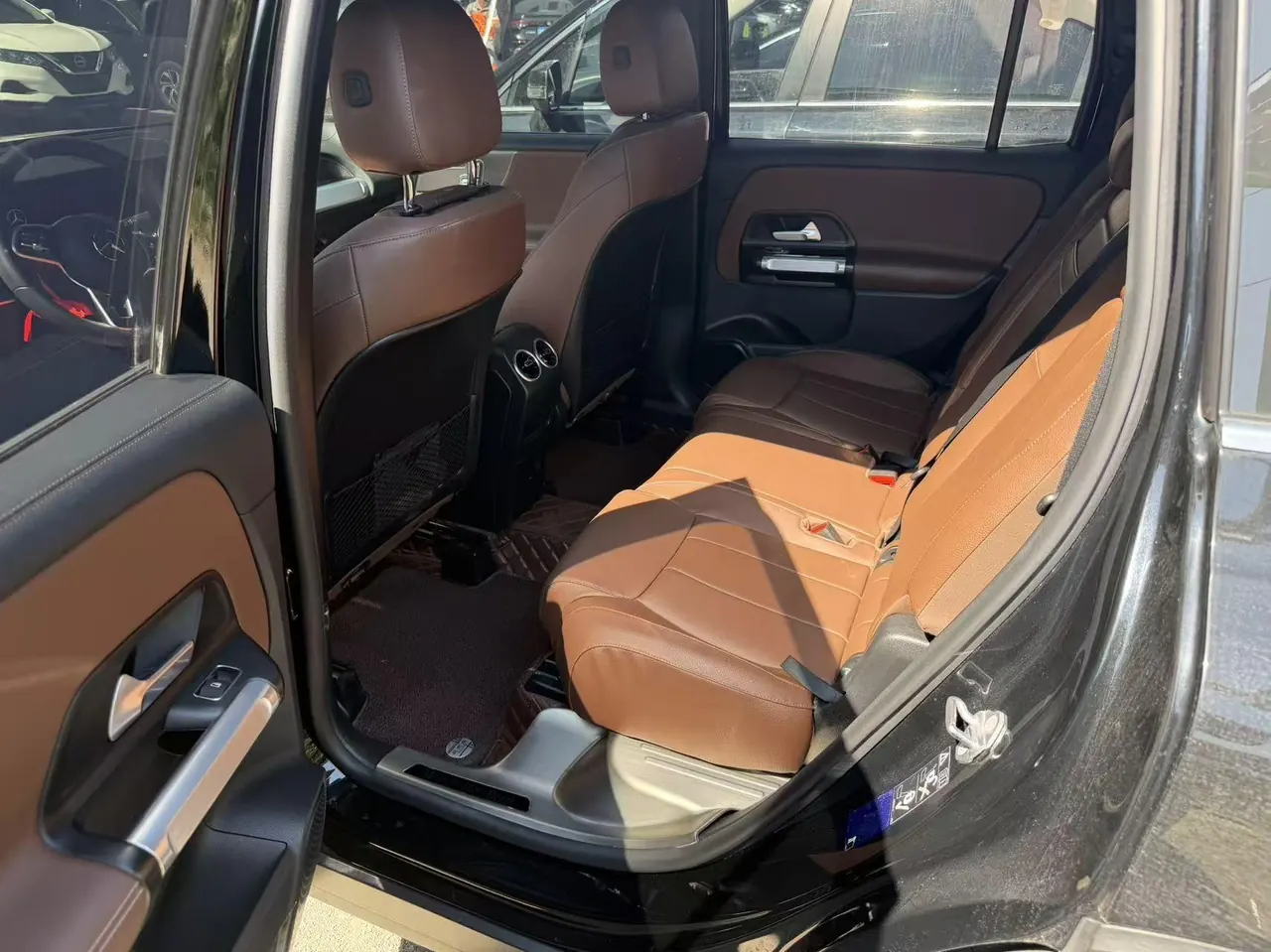 Mercedes Benz 2022 GLB 200 1.3T Fashion Automatic 3
