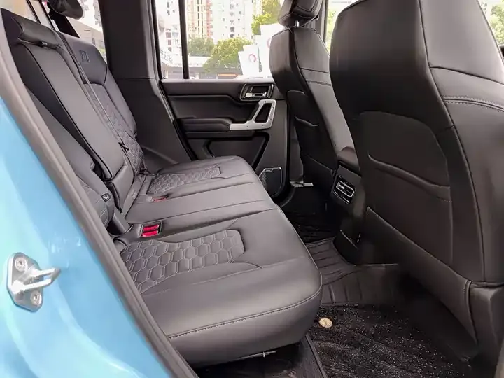 212 T01 2025 2.0T Changfeng 11