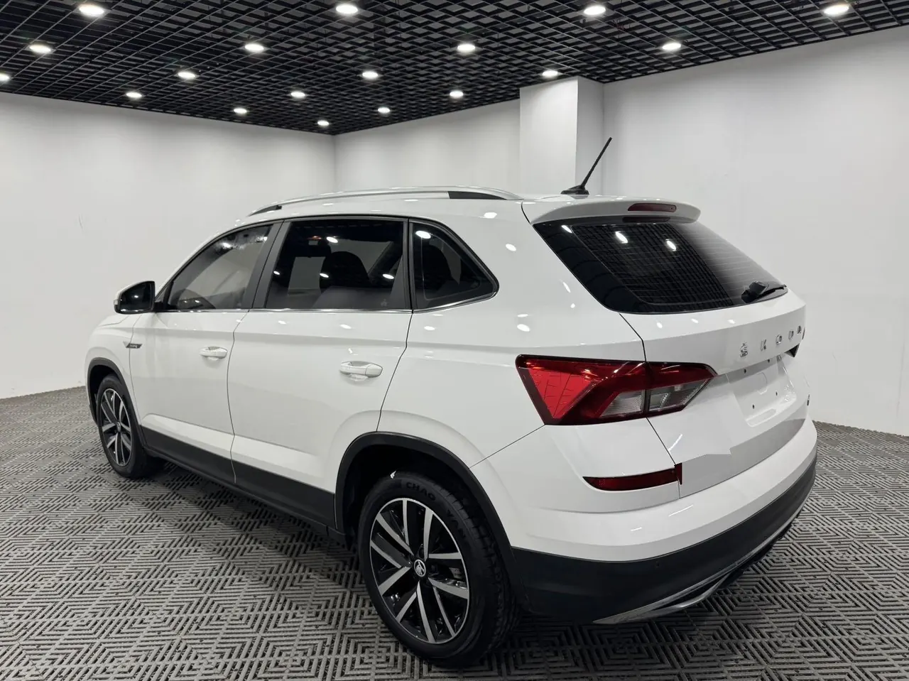 Skoda 2022 Komick 1.5 Comfortable Edition Automatic Gear 9