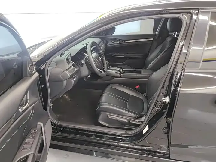 Civic 2021 HATCHBACK 220TURBO CVT Tide Cool Control 9
