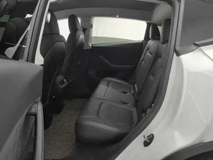 Model Y 2021 long-range all-wheel drive 11